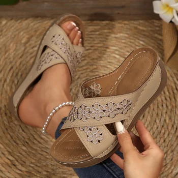 Women's Wedge Slippers Thick Embroidered Roman Women's Shoes Summer Fashion Platform Outdoor Beach Slippers Flip Flops Hot