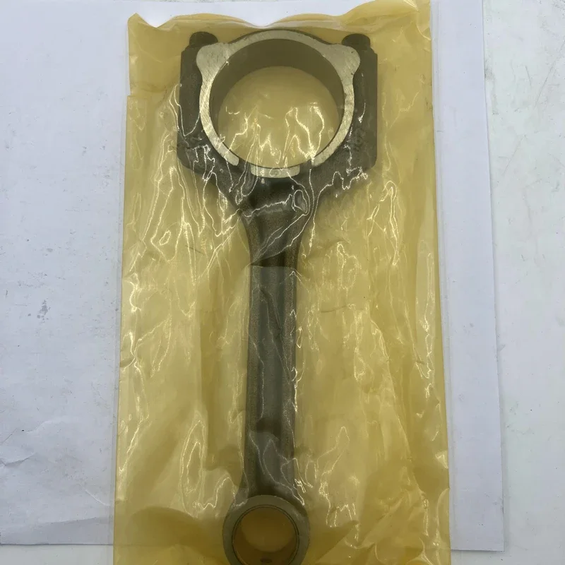 Connecting Rod For Hyundai Elantra Tucson Soul Forte 2.0L G4NC G4NA 11-19 235102E001 23510-2E001