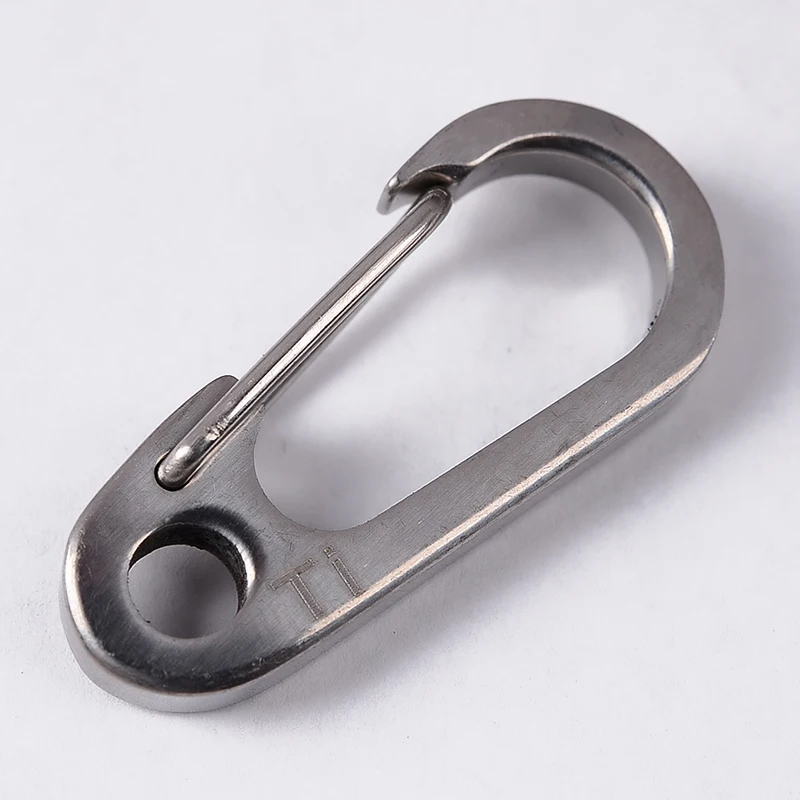 

1Pc Titanium Alloy Carabiner Ring Key Chain Keychain Clip Hook Buckle Light Outdoor Titanium Quick Release Keychain Clip