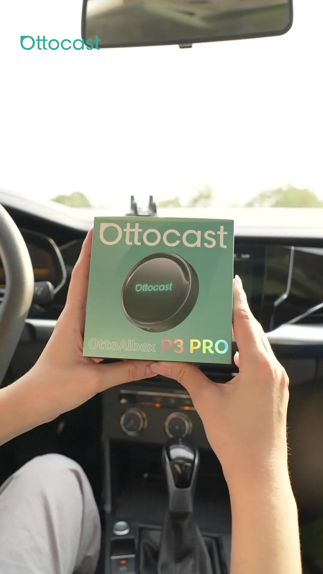 OTTOCAST P3 PRO Wired to Wireless CarPlay Android Auto AI Box for