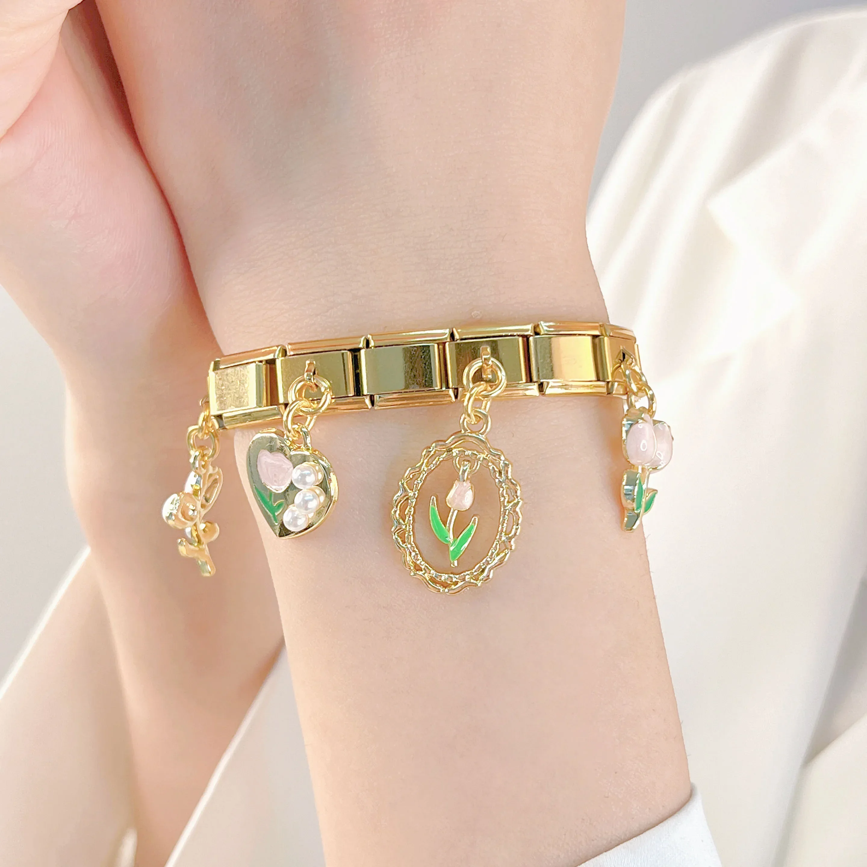 Charm Bracelet Hapiship Daisy Flower Crown Heart Moon Planet CZ Italian Charm Fit 9mm Bracelet Stainless Steel Jewelry Making DJ599