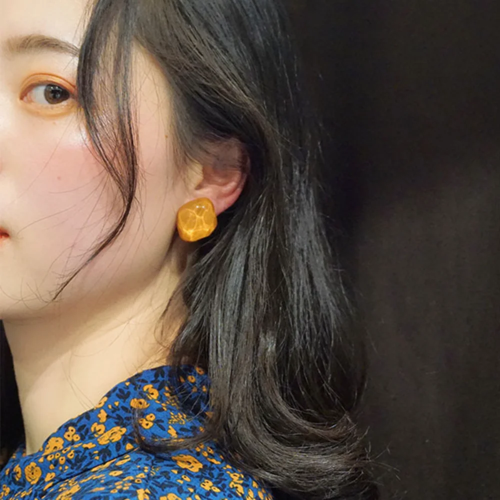 Ear Cuff Earring Elegant Resin Jewelry Clip On Earrings Spiral Non Pierced Earrings For Daily Wear Gift For Women Office Wear