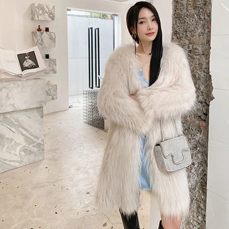 Рисунок 4 - Женское длинное пальто из искусственного меха