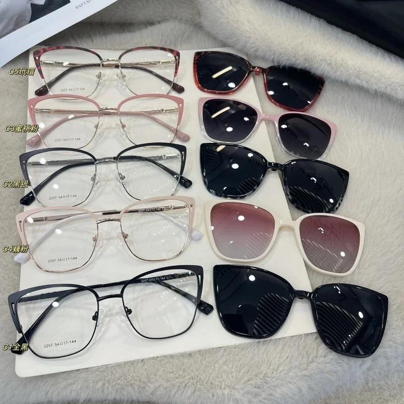 

Polarized Clip on Sunglasses Fashion Round Titanium Alloy Optical Glasses Frame Female Sunshades Eyewear Driving Sun Glasses