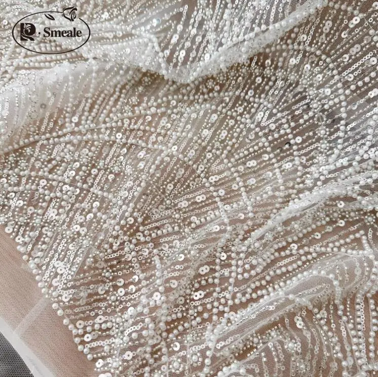 ブライダルレース生地のストライプ、豪華なビーズのスパンコールの