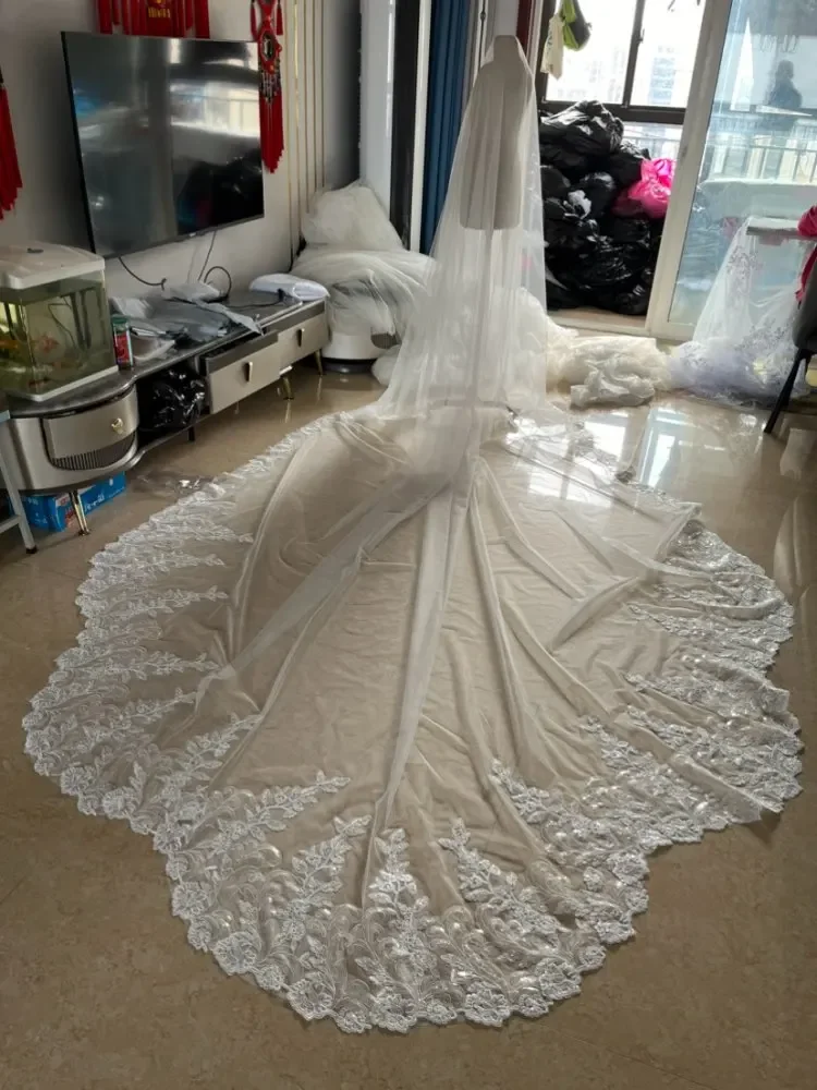 

Customizing two veils for 500CM at $70 and 300CM at $55