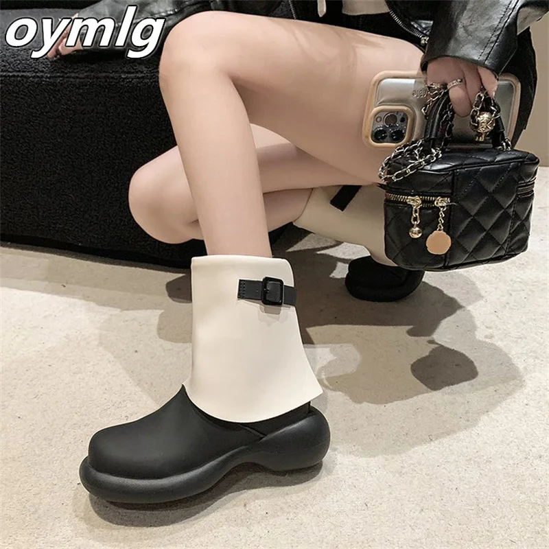 2023 Autumn/Winter New Round Head Back Zipper Flapped Women's Short Boot Fashion Knight Boot Mid Sleeve heels women