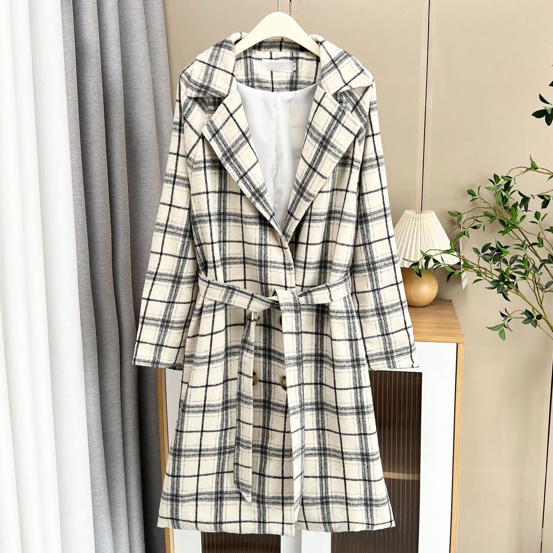 XXXXL Fashion Plus Size Women's Woolen Coat 2025 Autumn/Winter New Stylish And Elegant Long Plaid Belt Overcoat 1741