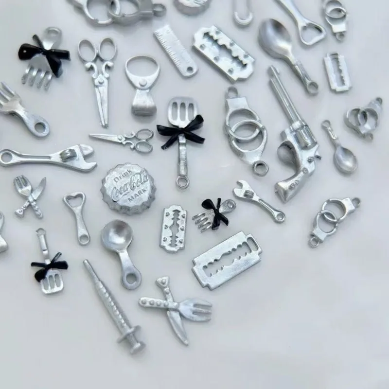 3D DIY 할로윈 네일 몰드 실리콘 식기 수갑 재미있는 장난감 독수리 까마귀 레진 매니큐어 모드 할로윈 네일 부품 도구