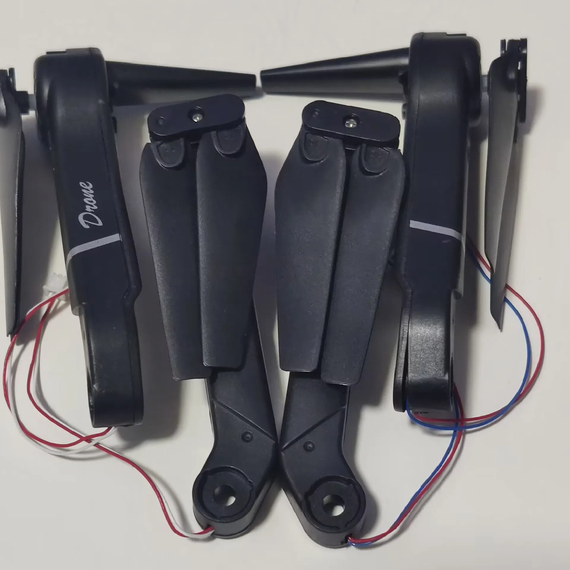 

4 шт., запасные части для радиоуправляемого дрона V88 8K с одной камерой высокой четкости