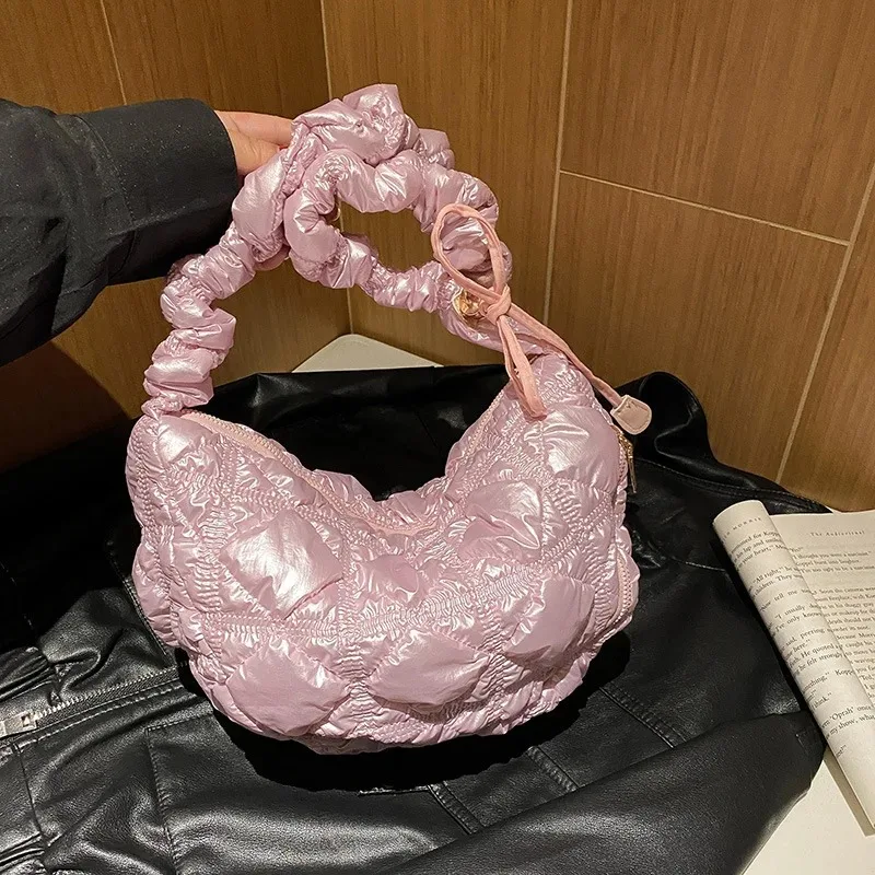 Shoulder Bags Autumn Winter NEW Korean Style Popular Design Sense Zipper Crossbody Bag  Purses and Handbags for Women All-match