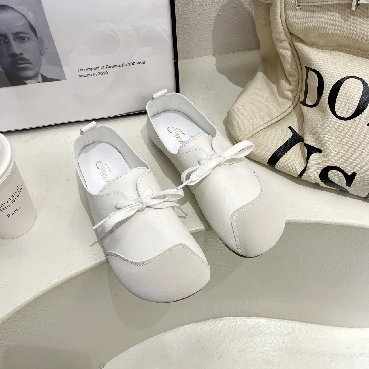 Mori Vintage Literary Marichen 2024 Spring Doudou Shoes for Women Non-slip All Flat Flat Casual Small White Shoes