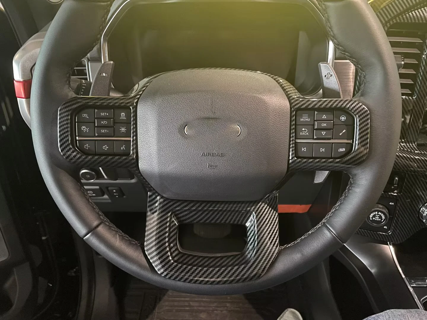 

Для Ford F-150 Raptor 2021 2022 2023 ABS углеродное волокно Автомобильная Кнопка рулевого колеса Крышка отделка Панель кнопка управления рамка наклейка