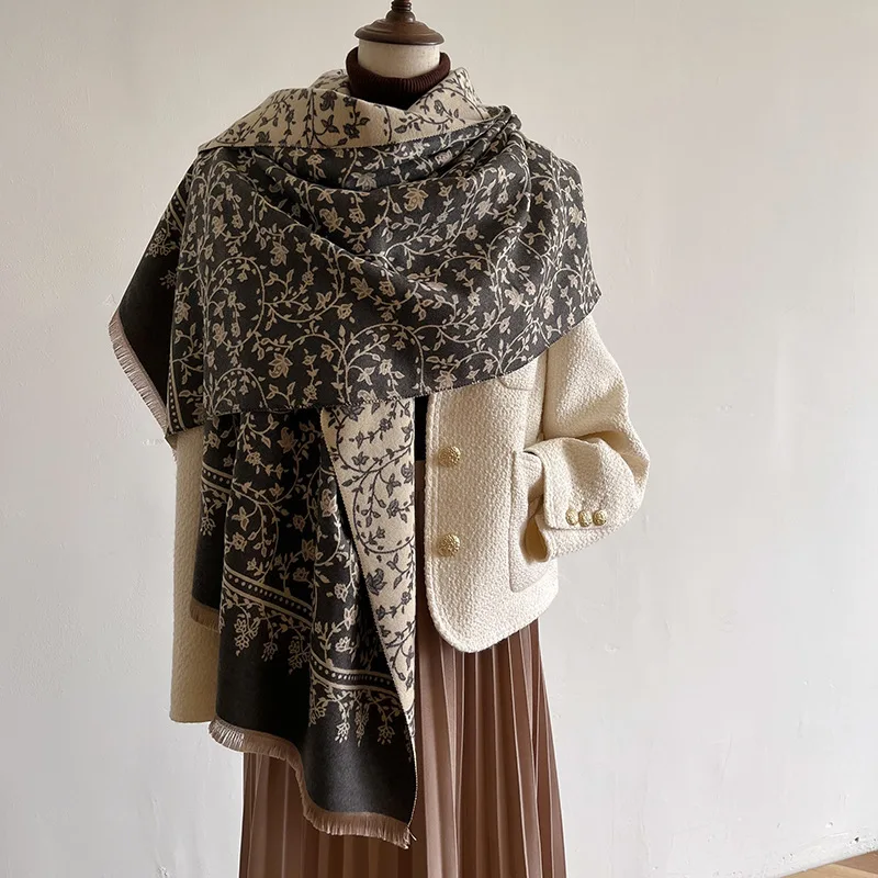 

2023 Autumn/Winter New Fashion Retro Flower Vine Colored Shawl Warm Neck Double sided Jacquard Imitation Cashmere Women's Scarf