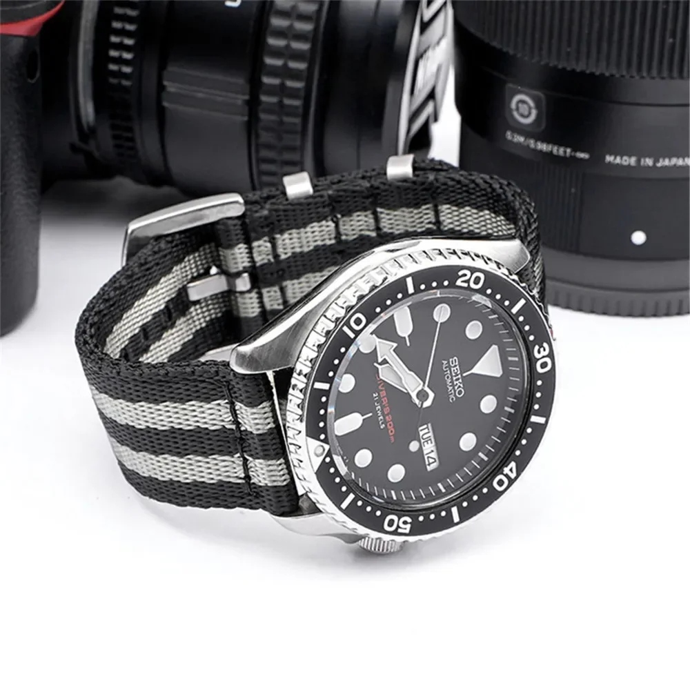 Sport Canvas Quick Release Nylon Strap for Men and Women (Multiple Sizes Available)