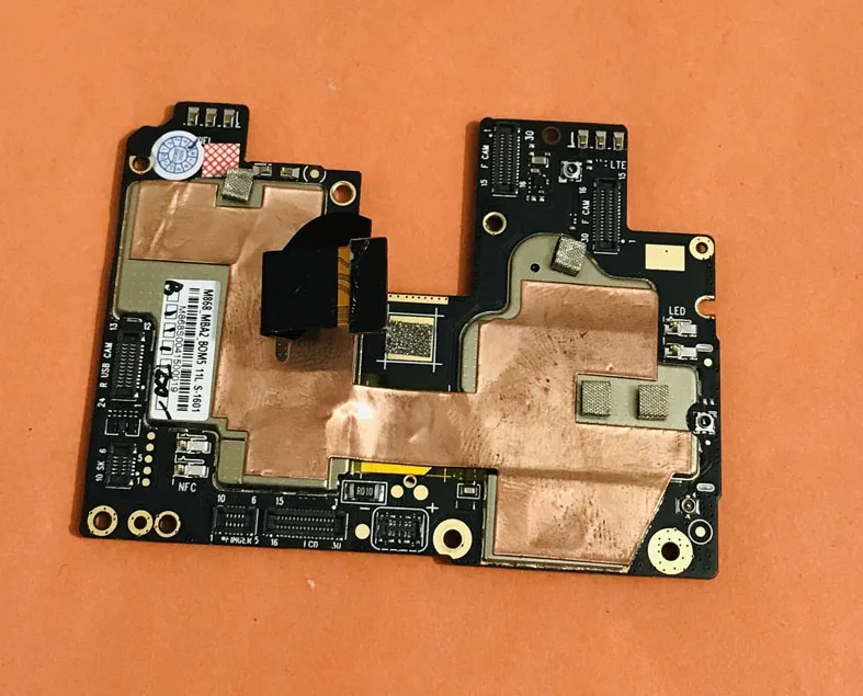 

Оригинальная материнская плата 4 Гб ОЗУ + 64 Гб ПЗУ материнская плата для Blackview BV6900 MT6757CD Восьмиядерный 5,84 дюймов FHD Бесплатная доставка