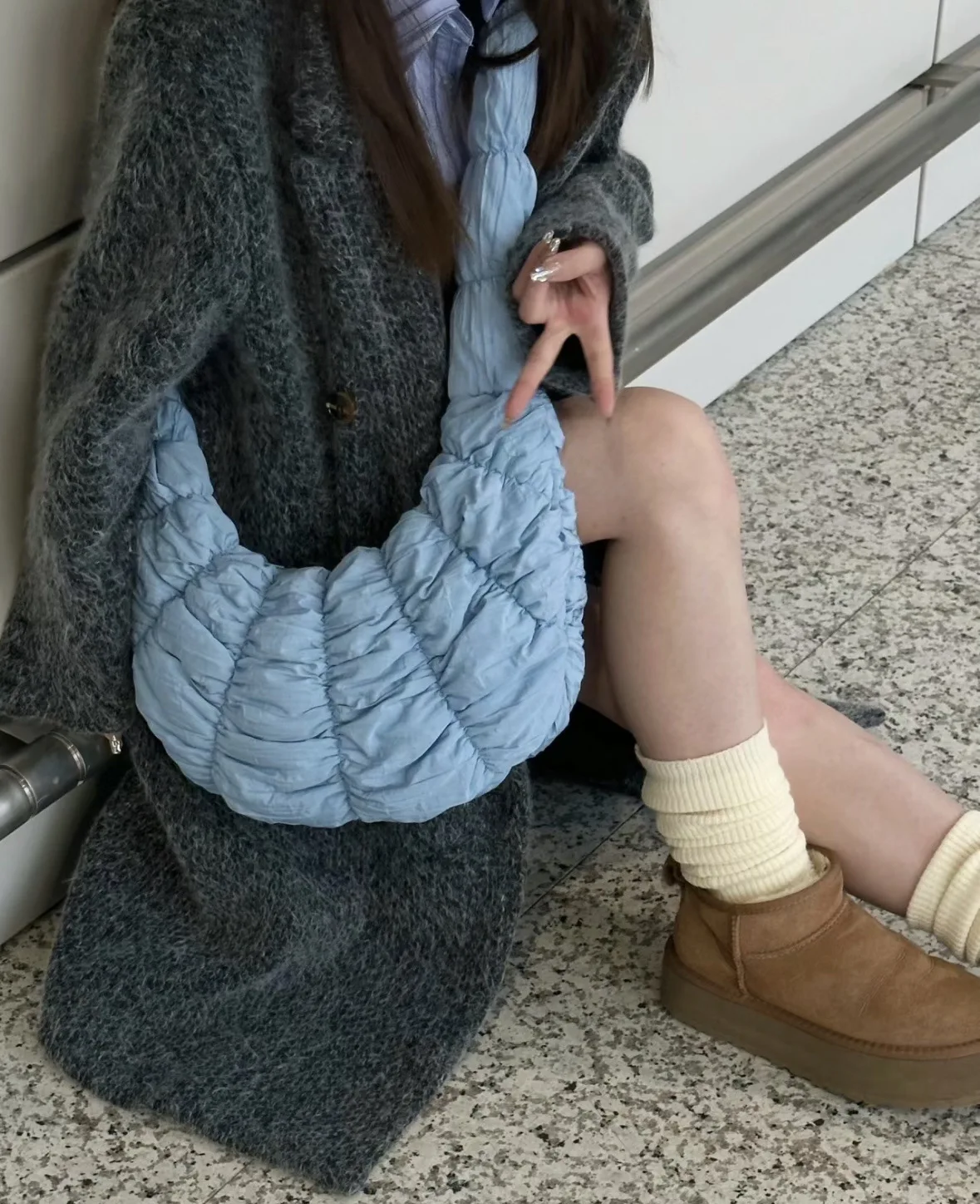 Quilted Padded Crossbody Bag for Women Pleated Bubbles Cloud Shoulder Bags Large Tote Bucket Designer Bag Ruched Handbags 2024