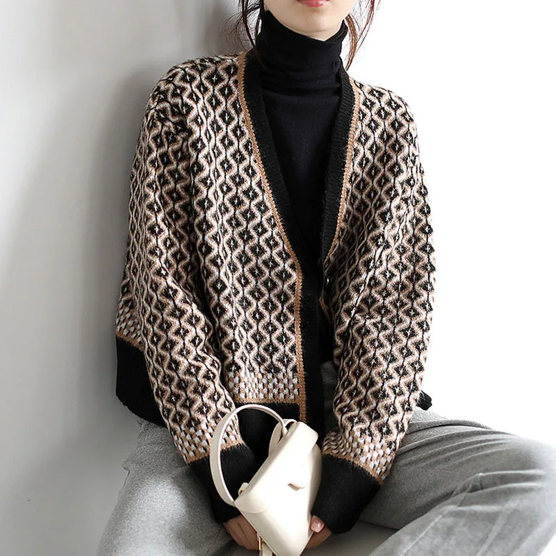 2022 Women's Argyle Sweaters Autumn Winter Plaid V-Neck Cashmere Cardigans Button Full Sleeve Checkered Oversize Sweater Tops black cardigan Sweaters