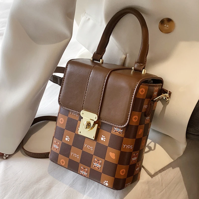 Women Popular Small Bag Chinese Style Bags 2022 New Fashion Messenger Bag Portable Small Square Bag