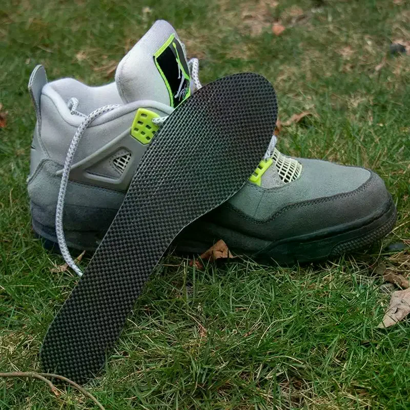 Breathable Carbon Fiber Orthotic Shoe Insoles for Athletic Performance