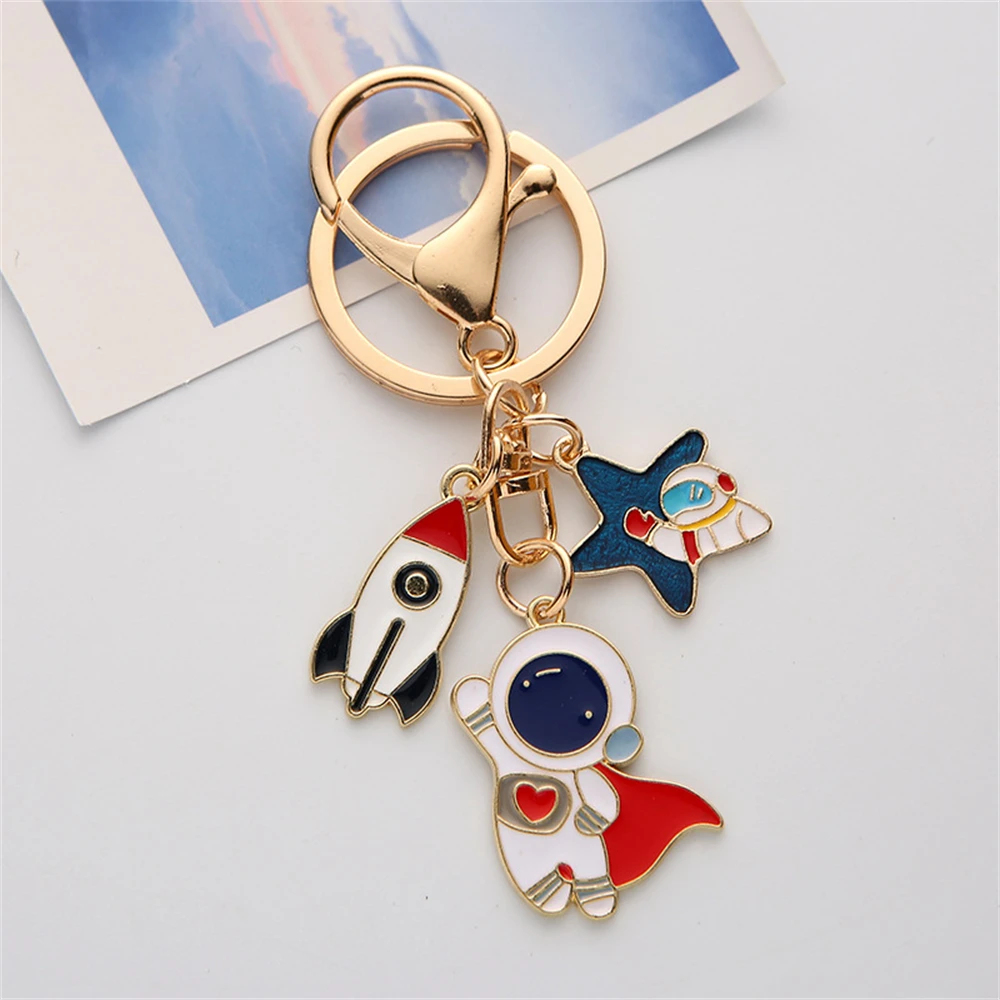 Astronaut Animal Hand Keychain Key Ring For Women Men Couple Gift Star  Heart Lightning Leopard Bag Airpods Box Key Accessories - AliExpress