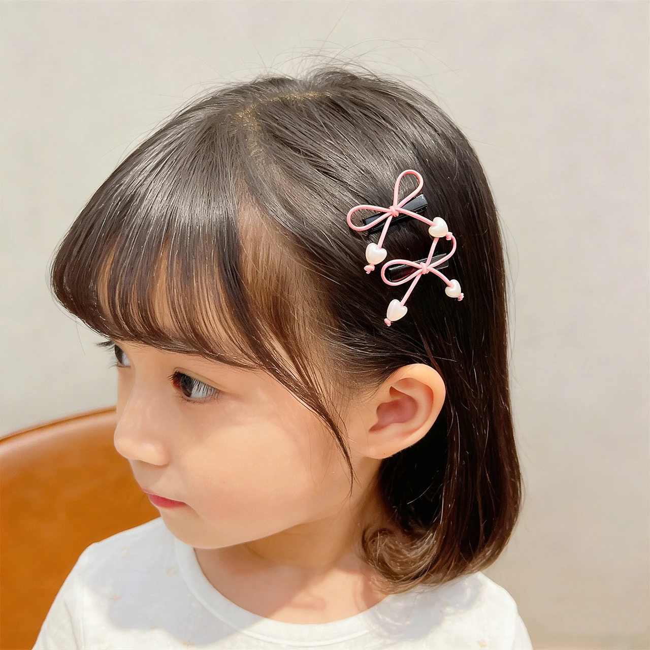 4Pcs 달콤한 활 모양  머리핀 하트 모양 진주 앞머리 클립 소녀 바레트 어린이 헤어핀 헤어 액세서리 어린이 헤어 장식