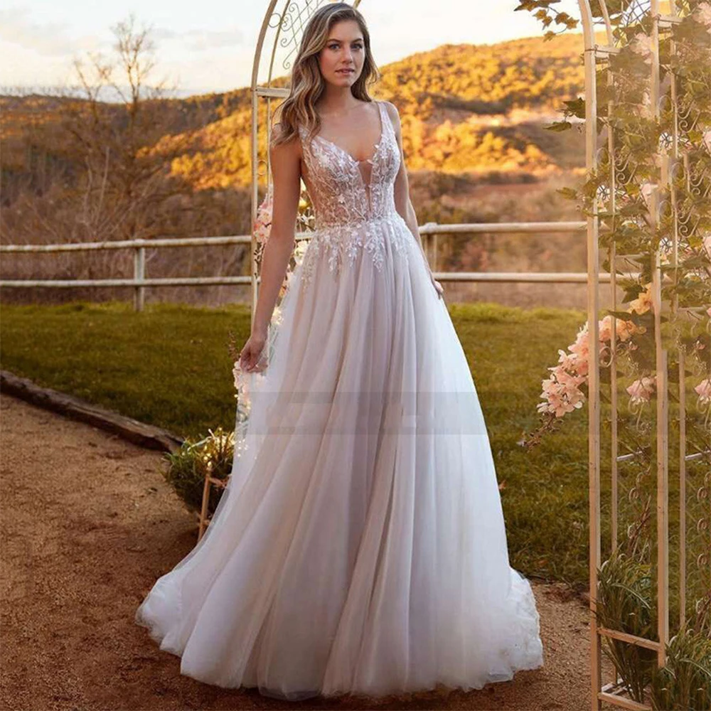 Beautiful White Wedding Dresses Sexy Deep V Neck Mermaid Open Back Lace Applique Fluffy Princess Style Mopping Bridal Gown 2023