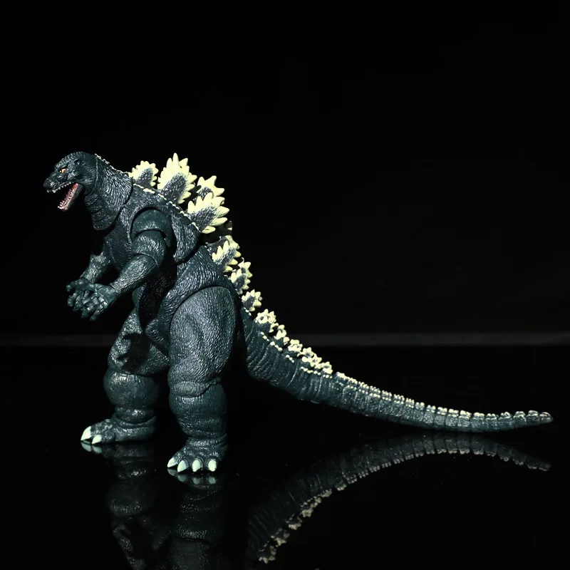 NECA ゴジラ Amazon.co.jp: ゴジラ ネカ 6インチ アクションフィギュア