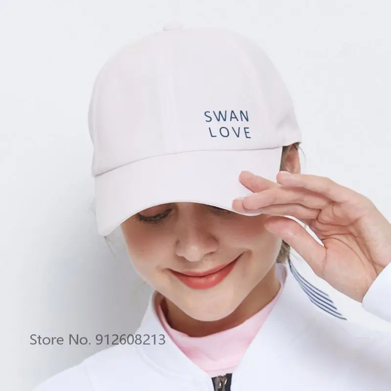 SWAN LOVE GOLF Female Sunscreen Caps Outdoor Sports Golf Sun Visor Cap Women Anti-UV Breathable Hat Baseball Hats with Bowknot