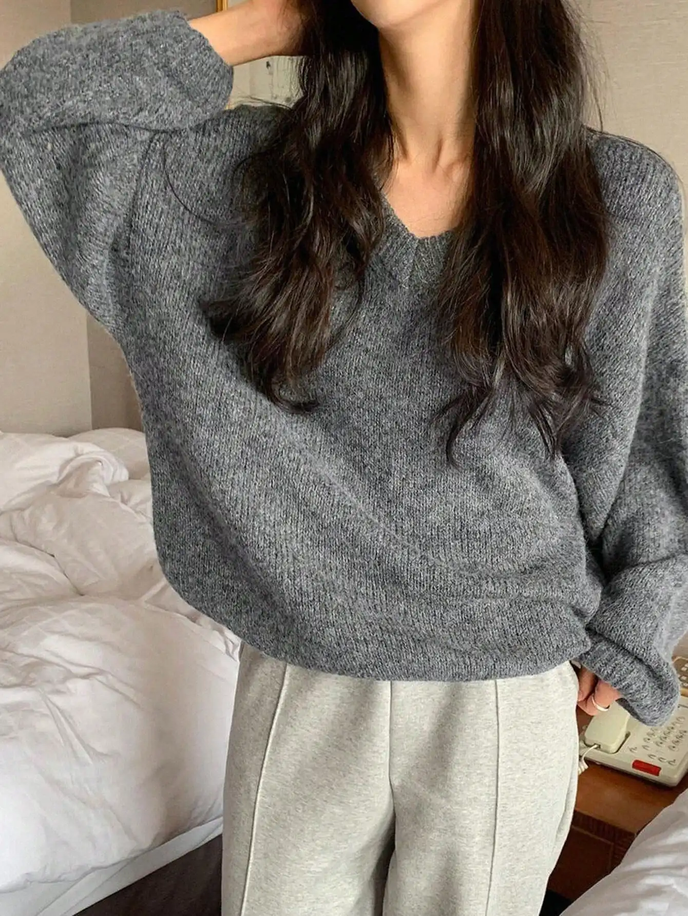 Kadın Büyük Beden V Yaka Örgü Kazak Yumuşak Bol Uzun Kollu Günlük Kazak Gri