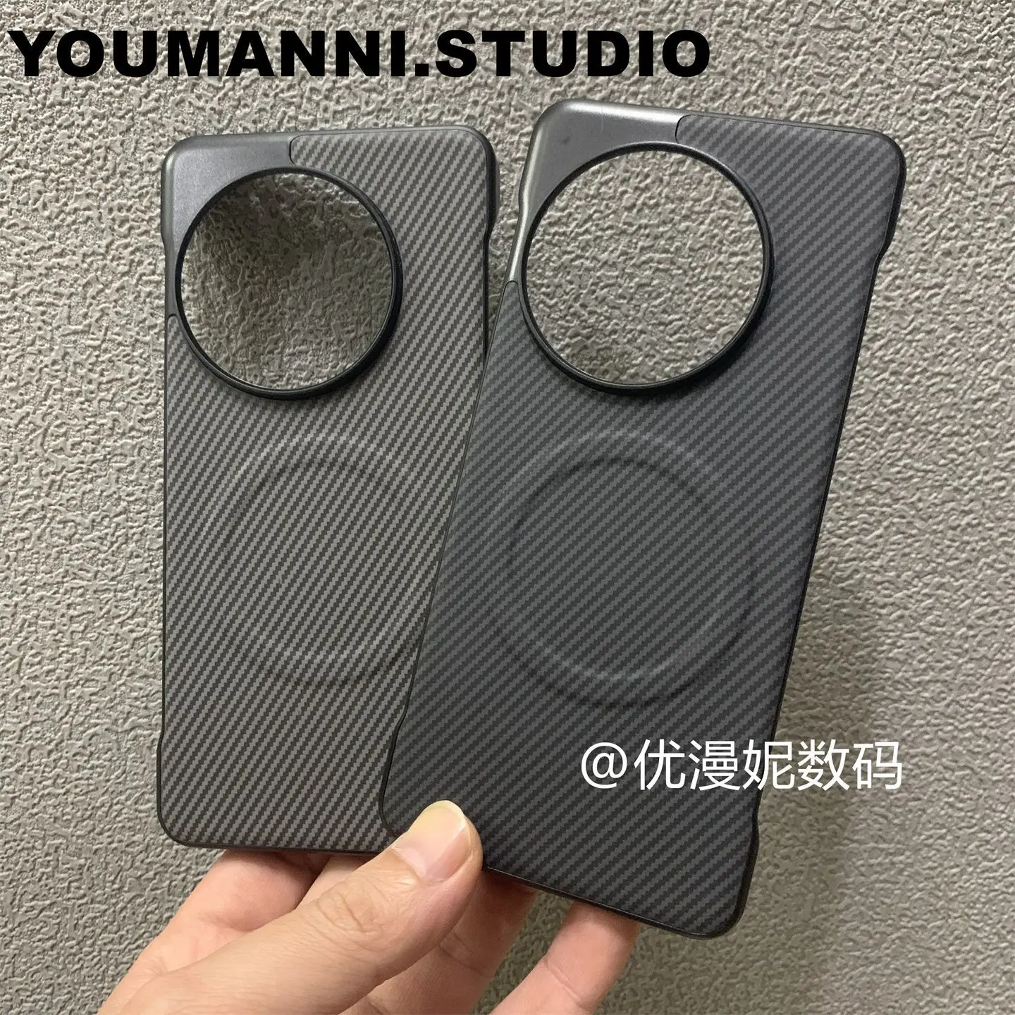 Shockproof Carbon Fibre Hard Shell Case with Wireless Charging