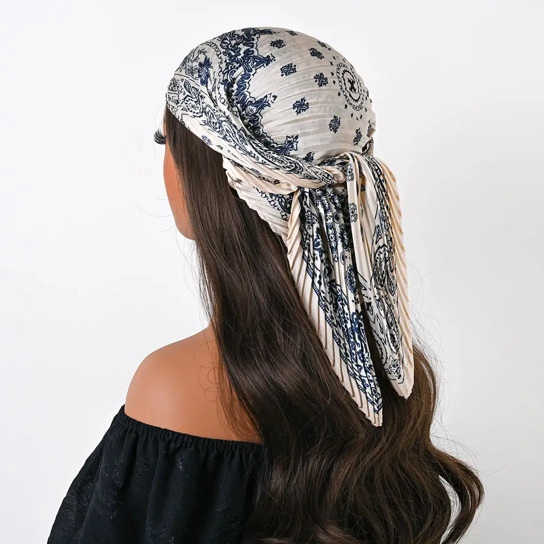2025 Four Seasons New 70cm Silk Pleated Scarf Paisley Small Scarves Square Scarf Satin Neckerchief Decorative Headscarf Bandana