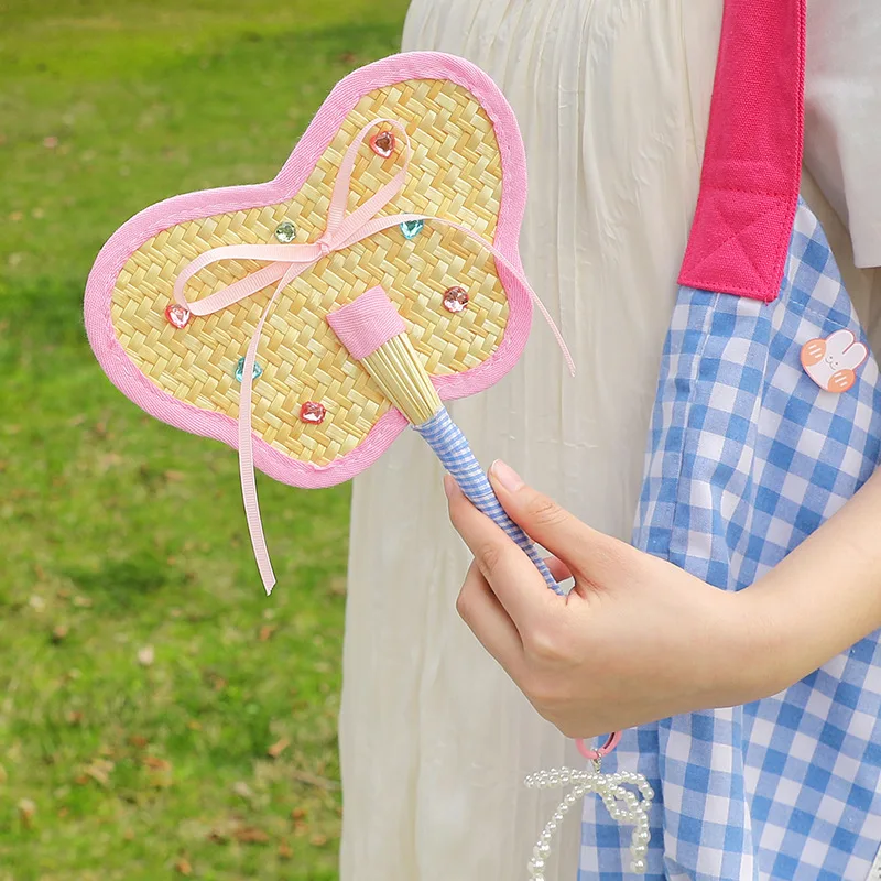 Colorful Cattail Fan Portable Old-fashioned Fan Is Hand-woven Banana Fan Photo Prop Bag Decoration Pendant in Summer