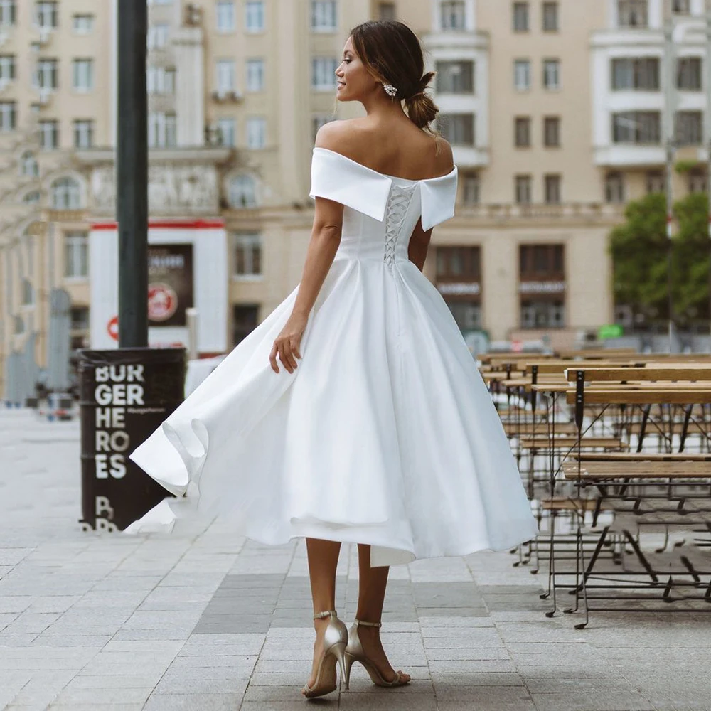 VIKTORIA Luxury Wedding Dresses Elegant Multi-layer Lotus Leaf Yarn V-neck Beading Bridal Gown Crystal Lace Up White Custom Made affordable wedding dresses