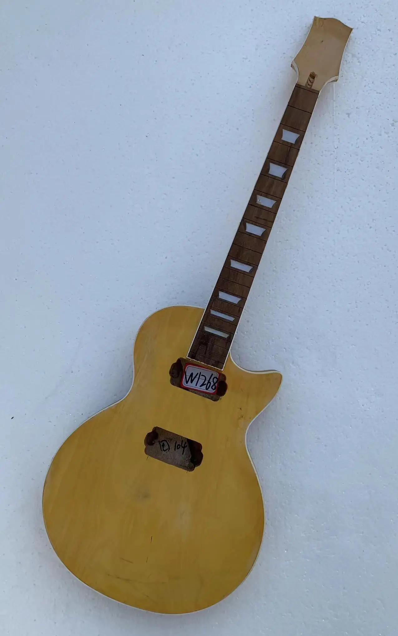 

Сделай Сам на заказ 6 струн электрическая гитара без металлических элементов скидка Бесплатная доставка W1268