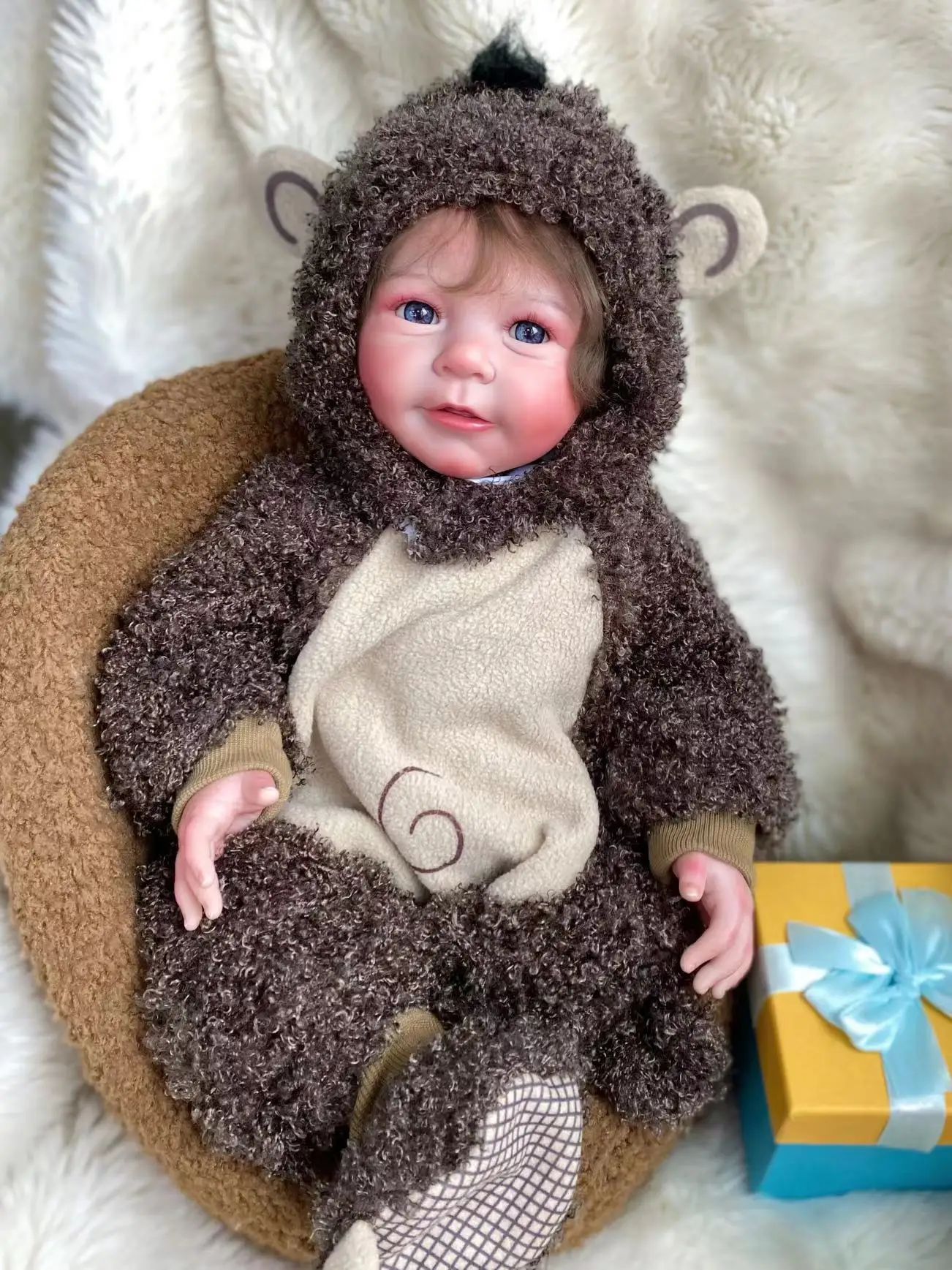 55cm Lisa bebe Handmade Lifelike Bebe Newborn Doll Painted By