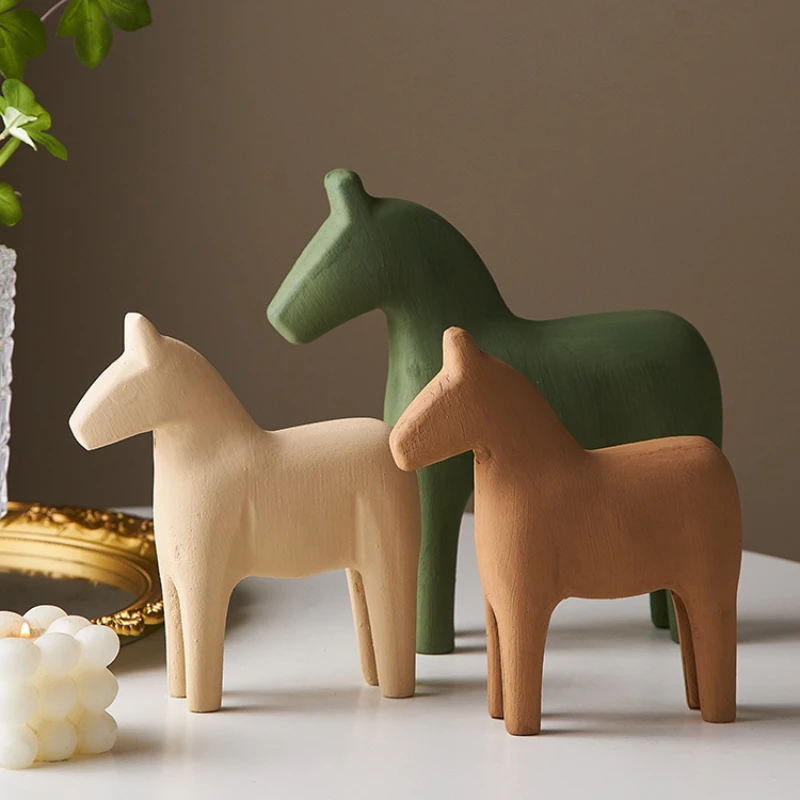 

1 Pc Solid Wooden Horse Ornaments Woodcarving Handicrafts Decorative Statues Living Room Home Decoration Housewarming Supplies