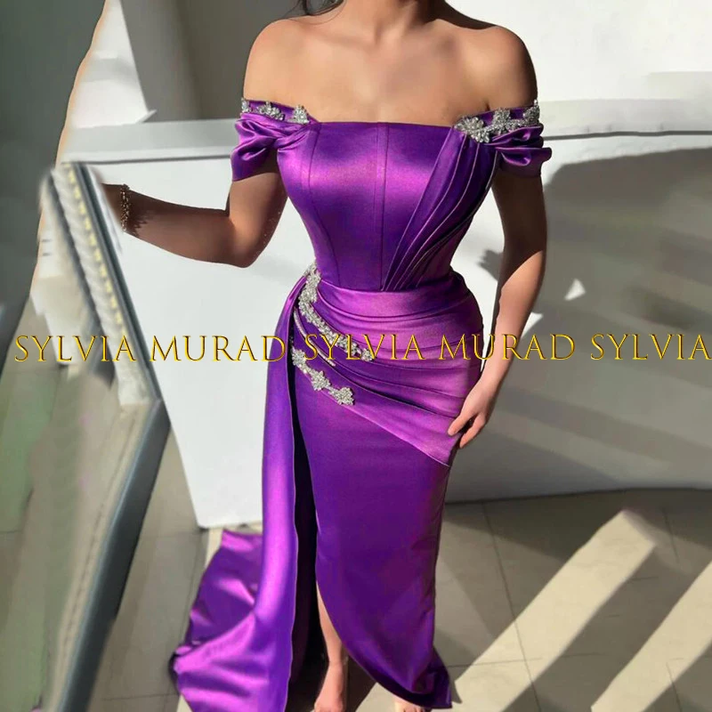 

Shiny Beaded Boat Neck Evening Dress With Streamer Mermaid Side Split Long Purple Satin Sheath Party Dresses Formal Gown