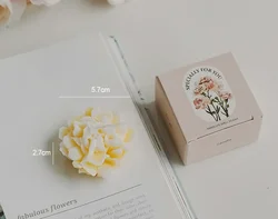 Handmade Carnation Scented Soy Wax Candle for Aromatherapy & Home Decor (Yellow)