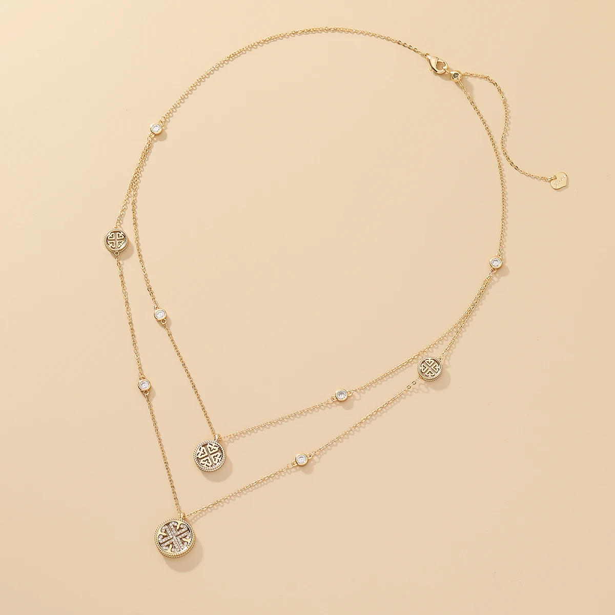 

2022 New Arrival Sweet Women's Fashion Pendant Necklace Shell Zircon Round Design Double Layer Lace Necklace Jewelry Accessory