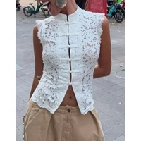 Chemisier élégant sans manches en dentelle florale transparente pour femme Combhasaki avec col mandarin et fermeture traditionnelle chinoise à boutons 2