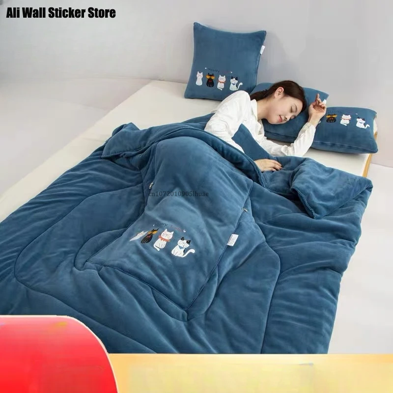 

Thickened Milk Velvet Digitally Printed Cat Family Cuddle Quilt Skin Friendly Soft Lap Blanket Shawl Blanket