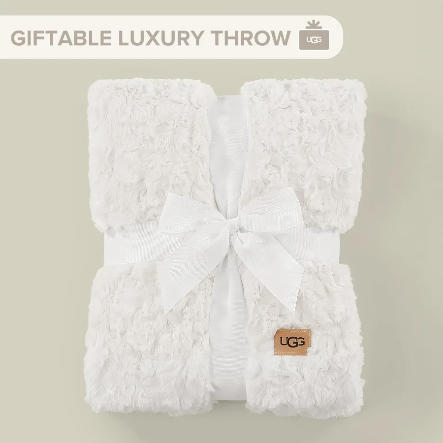 Luxury lightweight cozy soft faux fur throw blanket for couch bed or chair home decor hypoallergenic machine washable doublesid