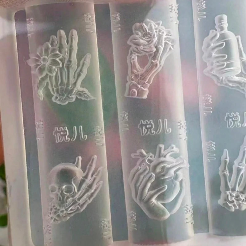 네일 아트 몰드 세트 조합 날개 깃털 십자가 해골 손 모양 칼 장미 3D 네일 아트 장식 투명 실리콘 몰드