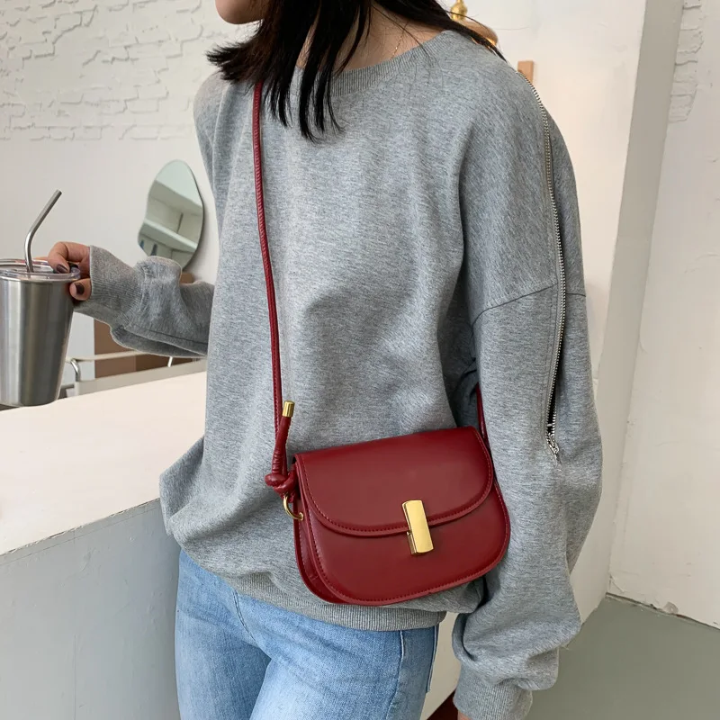 

Retro Crossbody Bags Female Bags 2022 Fashion New Trendy Tide Net Red Trend ins Saddle Bag Shoulder Bag