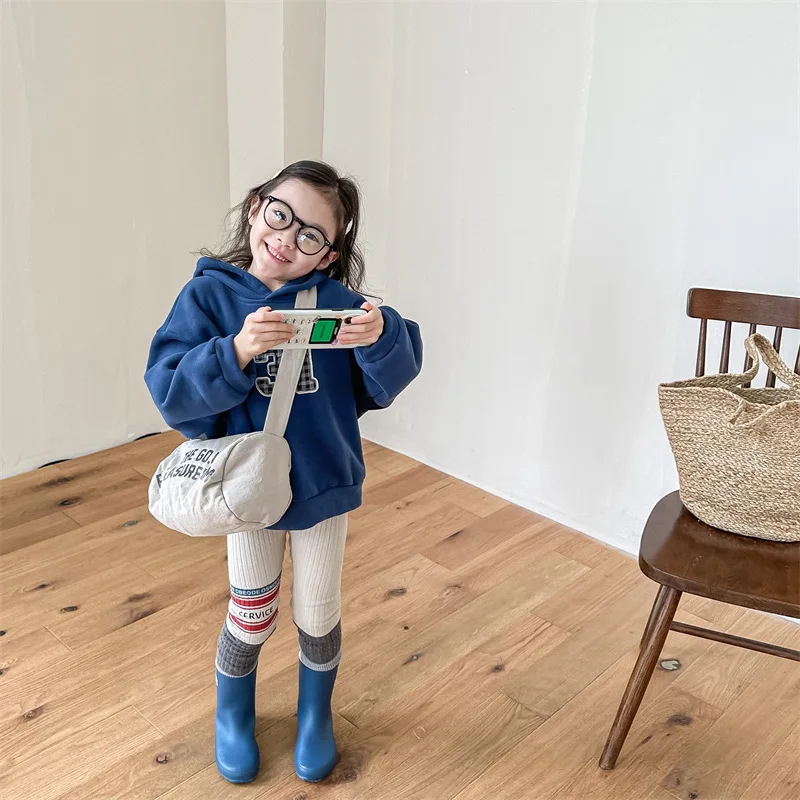 Description Picture 5 of item2025 Winter New Baby Plus Velvet Thick Leggings Infant Girl Striped Warm Pants Cotton Splice Toddler Kids Fleece Casual Trousers