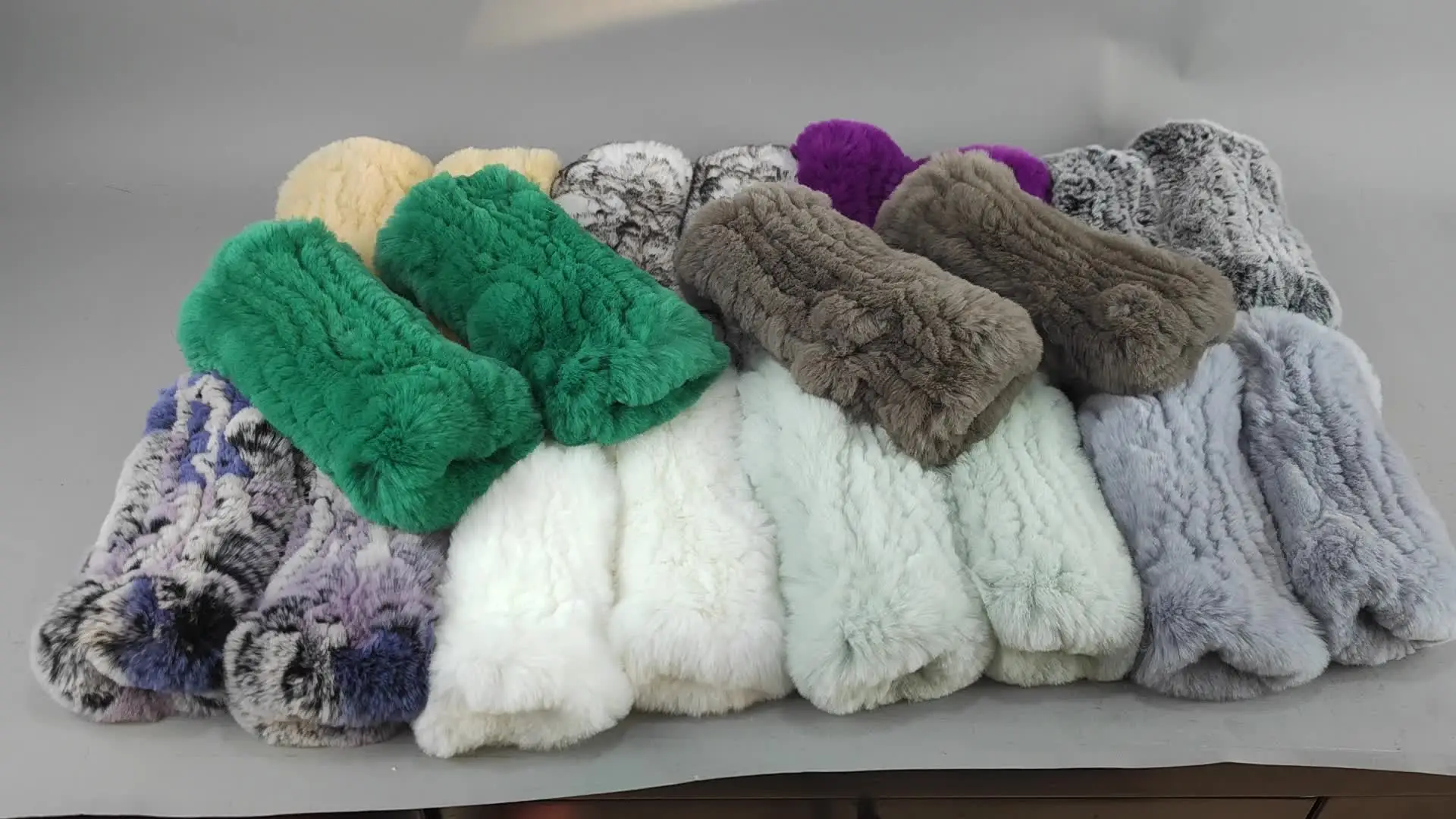 Guanti Di Pelliccia Di Coniglio Naturale Femminile Di Nuovo Arrivo Lavorati A Maglia Caldi Guanti Di Pelliccia Di Coniglio Rex Reale Donne Inverno All'aperto Guanti Di Pelliccia Di Coniglio Rex - Foto 5