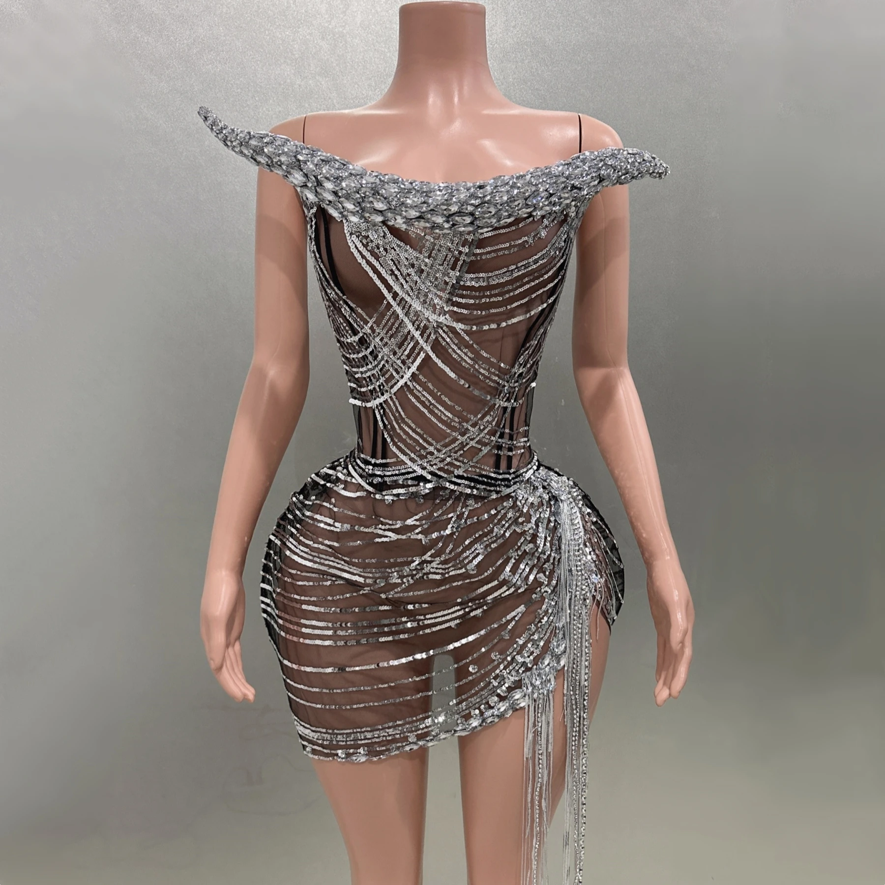 

Блестящий пикантный топ с кисточками и цепочкой без бретелек Юбка-футляр вечерний костюм из двух предметов для празднования ночного клуба и выступления костюм