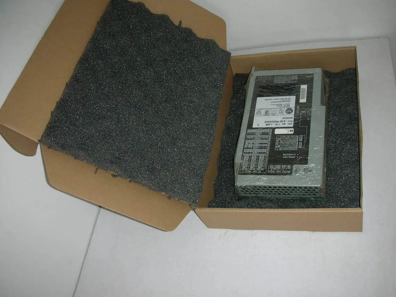 

1 шт.★AB PLC Улучшенная фотолампа-l40b