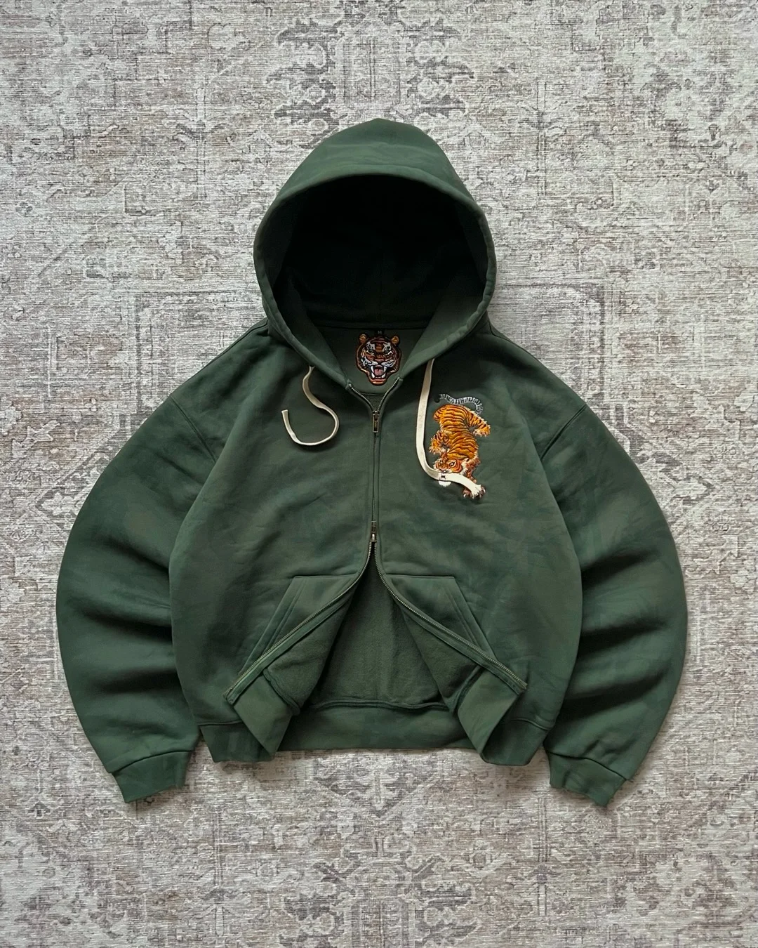 Mens Hip Hop Style Dark Green Tiger Pattern Embroidered Zip Up Hoodie Oversized Long Sleeve Ribbed Cuff Casual Hooded Daily Wear
